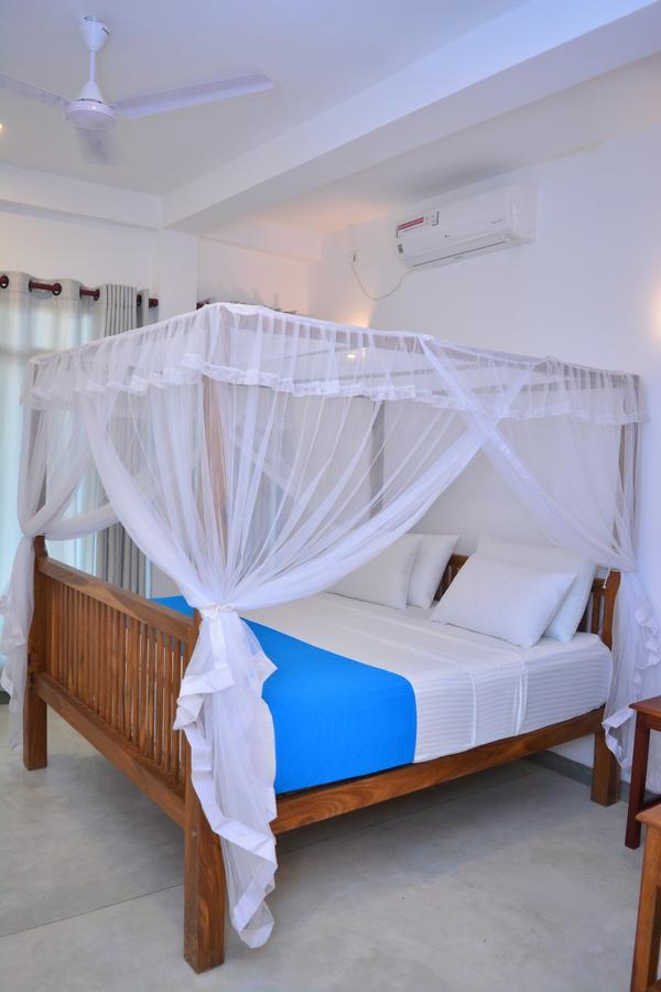 Green Almond Hotel Unawatuna Extérieur photo