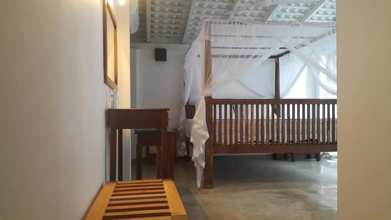 Green Almond Hotel Unawatuna Extérieur photo
